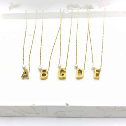 Κολιέ ατσάλι λεπτό ατσάλι μονόγραμμα