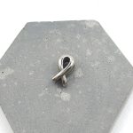 Charm χάντρα ατσάλι φιόγκος