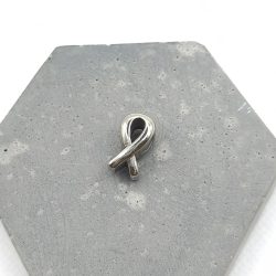 Charm χάντρα ατσάλι φιόγκος