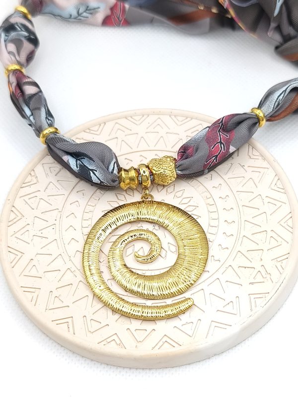 Κολιέ φουλάρι με ατσάλι