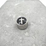 Charm χάντρα ατσάλι σταυρός με σμάλτο