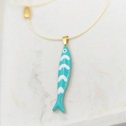 Κολιέ με κορδόνι και τυρκουάζ ψάρι